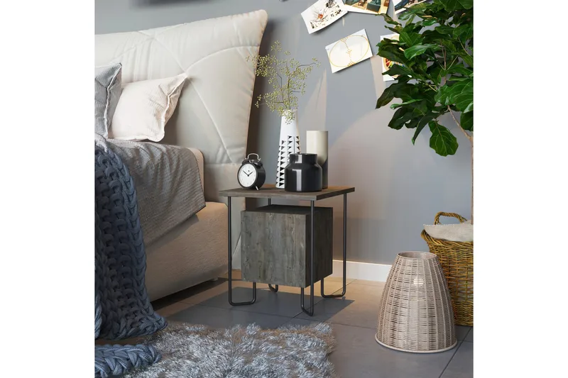 Berghagen Sängbord - Brun - Products - Möbler - Bord & matgrupp - Avlastningsbord & sidobord - Sängbord & nattduksbord