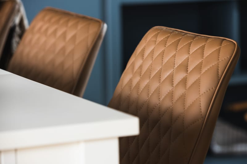 Jasmin Förlängningsbart Matbord 180 cm - Vit - Products - Möbler - Bord & matgrupp - Matbord & köksbord