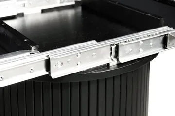 Kopparbo Runt Matbord 130 cm Förlängningsbar med illäggsskiva - Svart Trä / Ribbad - Products - Möbler - Bord & matgrupp - Matbord & köksbord