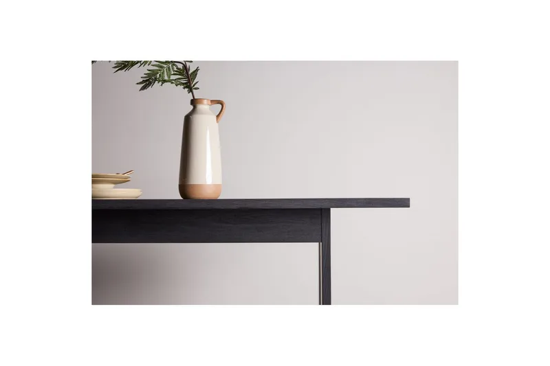 Milly Matbord 235x100 cm - Svart - Products - Möbler - Bord & matgrupp - Matbord & köksbord