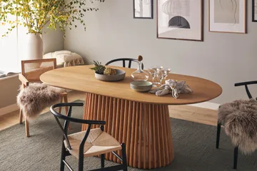 Peyra Matbord 200 cm Ovalt Ek - Natur - Products - Möbler - Bord & matgrupp - Matbord & köksbord