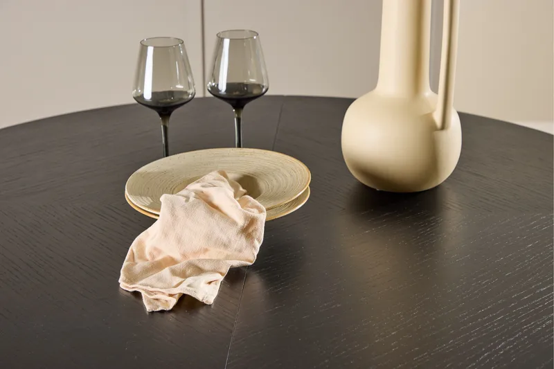 Strada Matbord 120 cm Rektangulär - Svart - Products - Möbler - Bord & matgrupp - Matbord & köksbord