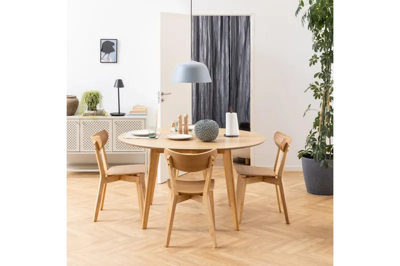 Roxby Stol Ek - Products - Möbler - Fåtölj & stolar - Matstol & köksstol