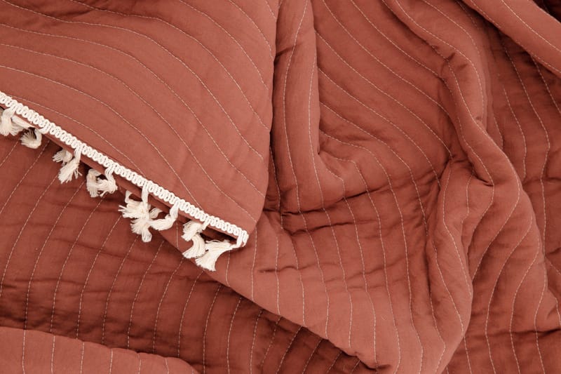 Lias Överkast 260x260 cm - Rostbrun - Products - Textil & mattor - Sängkläder - Överkast - Överkast dubbelsäng