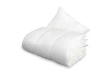 Täcke + Kudde Vuxen 150 x 200 cm + 50 x 60 cm Vit - Borganäs of Sweden - Products - Textil & mattor - Sängkläder