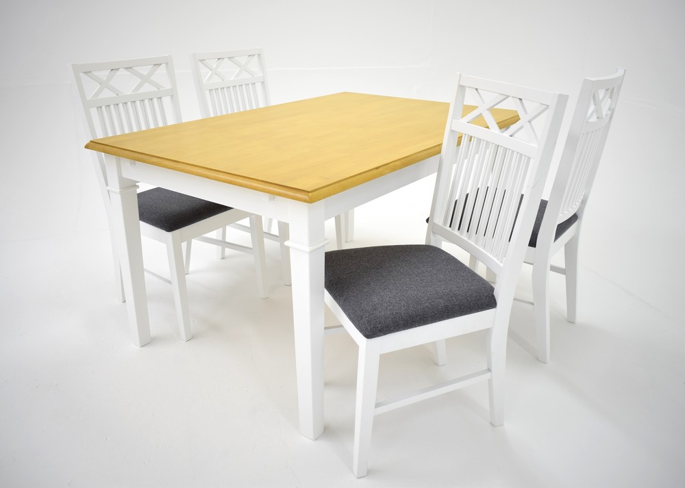 Ramn�s matgrupp - Bord inklusive 4 st Ramn�s stolar - Vit/ek