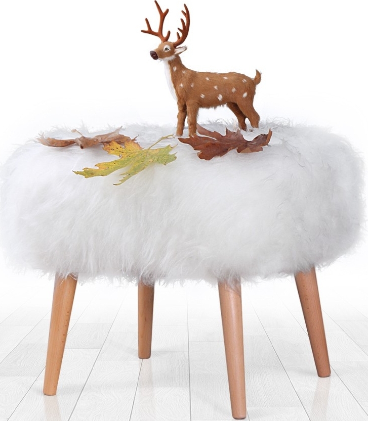 Deer sittpuff - Vit Deer sittpuff - Vit