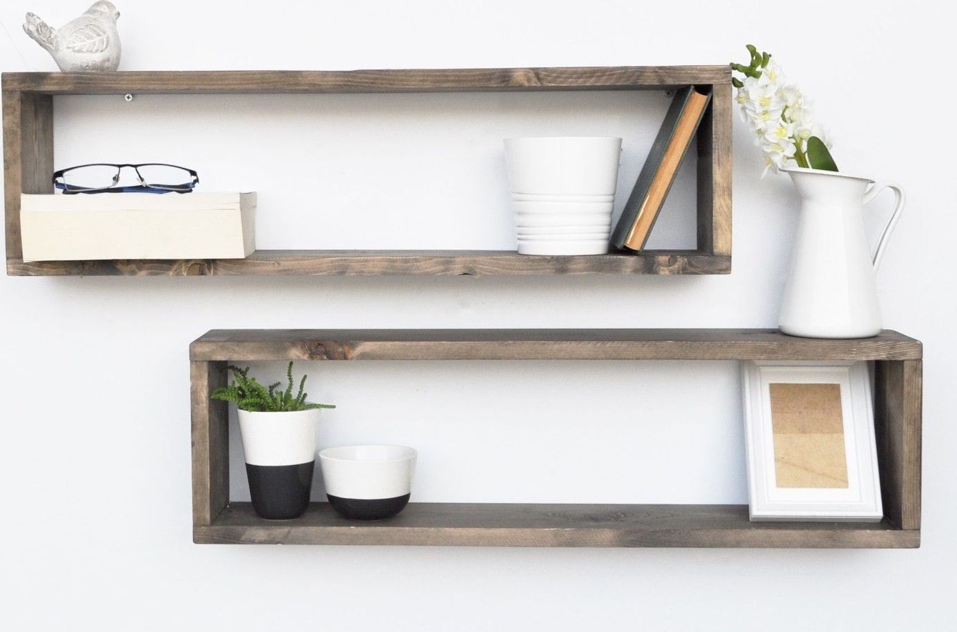 Abstracte wandplank 7 - Walnoot