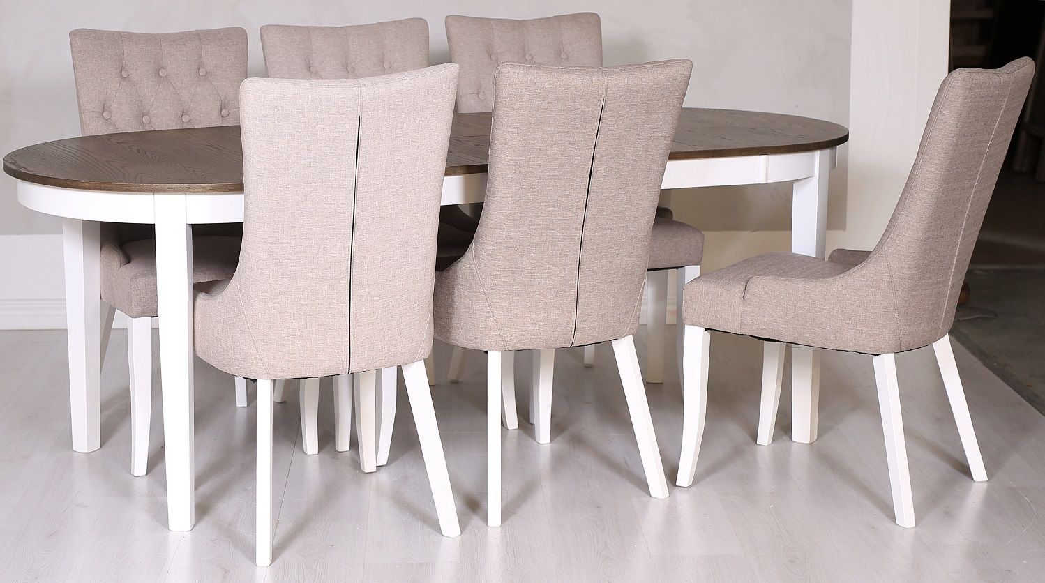 Skagen matgrupp 160/210 x 90 cm inkl. 6 st Saga beige stolar - Vit / Brunoljad ek