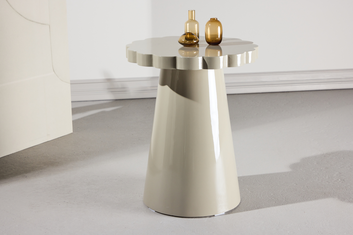 Sidobord Krull Ø45 cm - glossy beige Sidobord Krull Ø45 cm - glossy beige