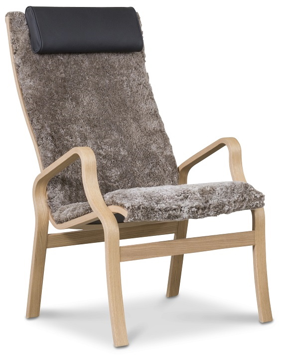 Svea fauteuil - Bruine schapenvacht / geolied eikenhout +