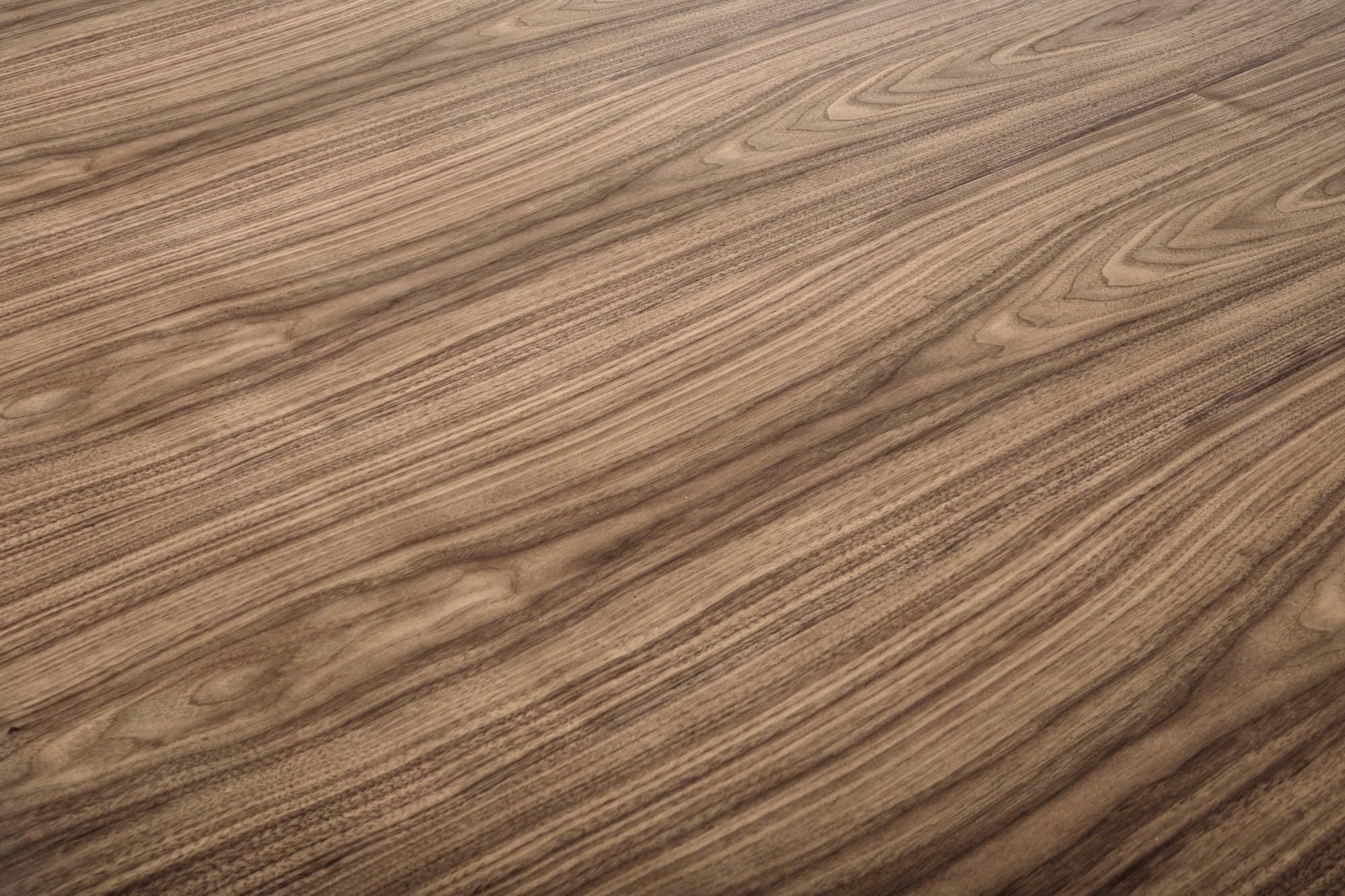 Runt soffbord i valn�t �80 cm