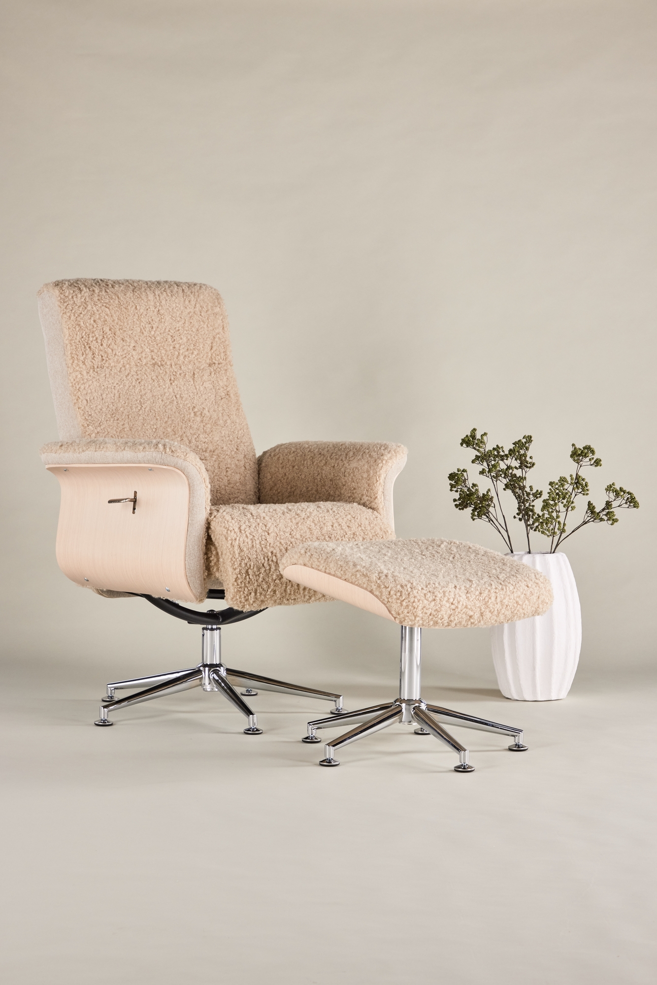 Fåtölj med fotpall - Beige / Whitewash Fåtölj med fotpall - Beige / Whitewash