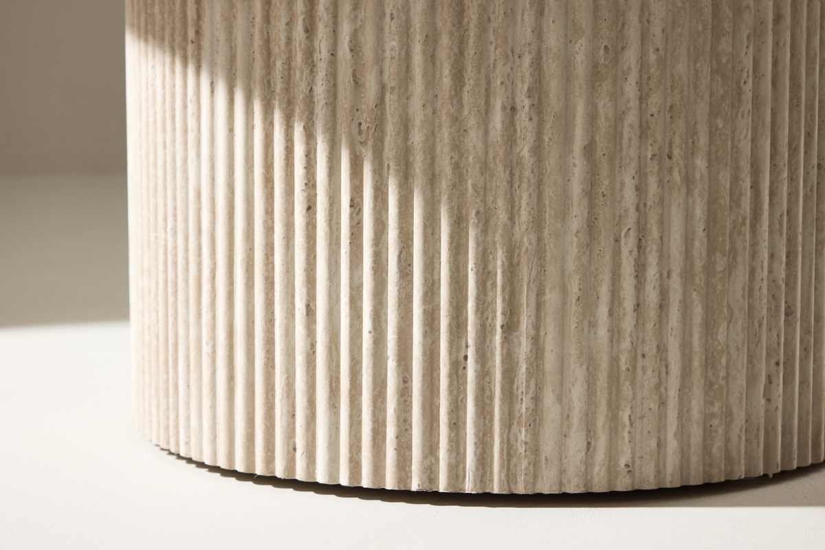 Härön soffbord Ø80 - Beige Travertin Härön soffbord Ø80 - Beige Travertin