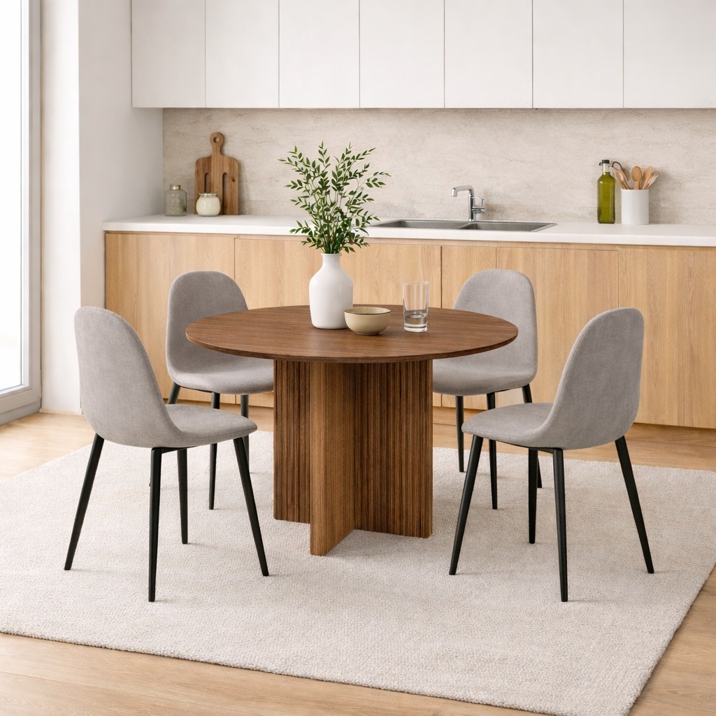 Matgrupp Crossby bord �120cm i valn�t med 4st Carisma matstol i ljusgr� sammet