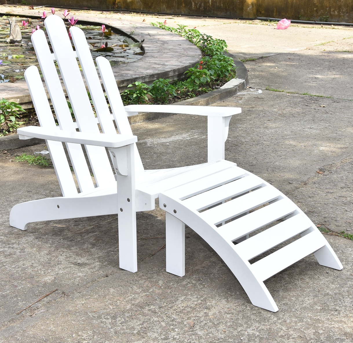 Newport d�ckstol med fotpall - vit