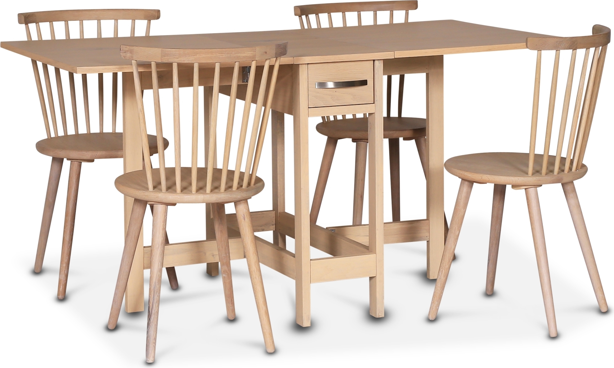 Fårö matgrupp; Fårö klaffbord i Whitewash med 4 st Castor pinnstolar i whitewash Fårö matgrupp; Fårö klaffbord i Whitewash med 4 st Castor pinnstolar i whitewash