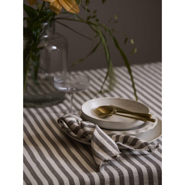 Serviette Gaby 45 x 45 cm - Nougat foncé Serviette Gaby 45 x 45 cm - Nougat foncé