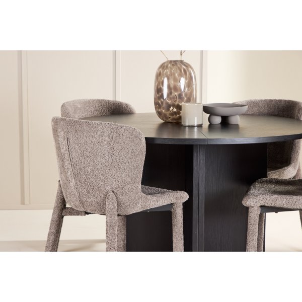 Matbord Strada med 4 st Astoria stolar - Brun/svart + 3.00 x Möbeltassar Matbord Strada med 4 st Astoria stolar - Brun/svart + 3.00 x Möbeltassar