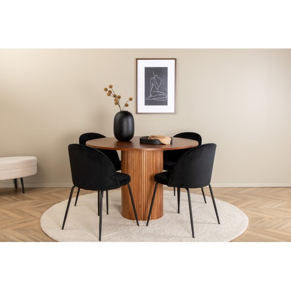Bianca Matgrupp runt valnöt matbord med 4 st Wrinkles svart stolar Bianca Matgrupp runt valnöt matbord med 4 st Wrinkles svart stolar