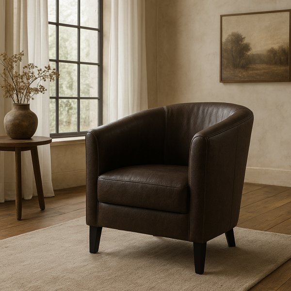 Clubfåtölj Tubo i mörkbrunt madrasläder Clubfåtölj Tubo i mörkbrunt madrasläder