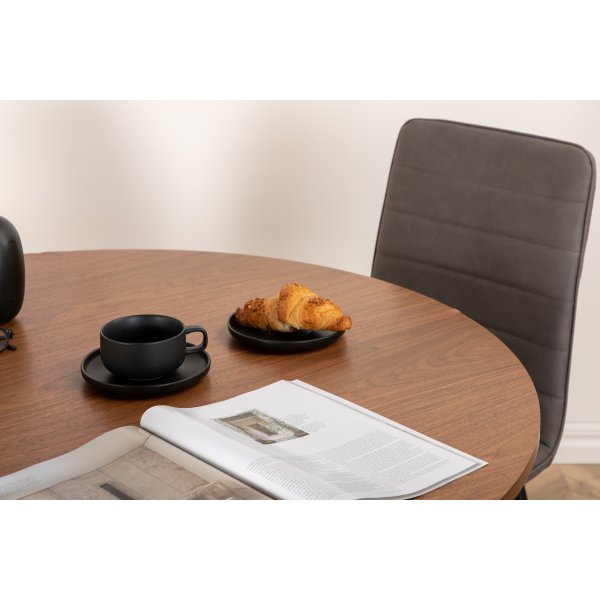 Bianca Matgrupp runt valnöt matbord med 4 st Windu Lyx grå stolar Bianca Matgrupp runt valnöt matbord med 4 st Windu Lyx grå stolar