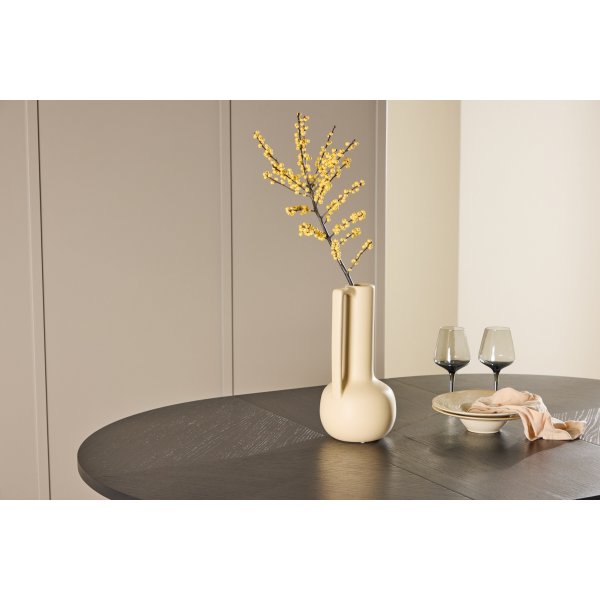 Strada matbord 120-170 x 120 cm - Svart Strada matbord 120-170 x 120 cm - Svart