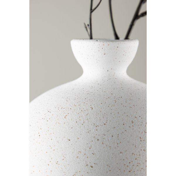 Rellis vas 20 x 24 cm - Svart/Vit Rellis vas 20 x 24 cm - Svart/Vit