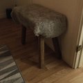 Kundbild Clara pall - Trä: En jättefin pall att ha i hallen,...