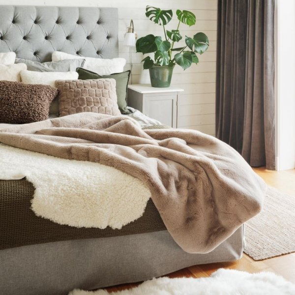Fluffy pl�d Taupe - 120 x 180 cm