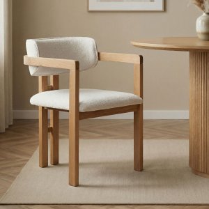 Karmstol Torpin i vit chenille och ek