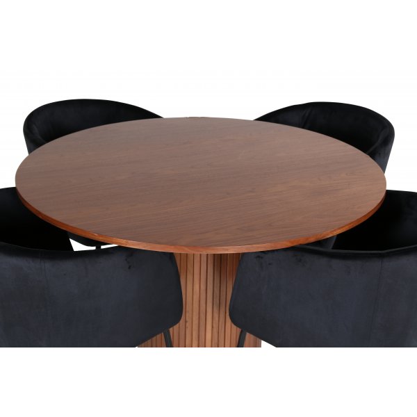 Bianca Matgrupp runt valn�t matbord med 4 st Berit svart stolar