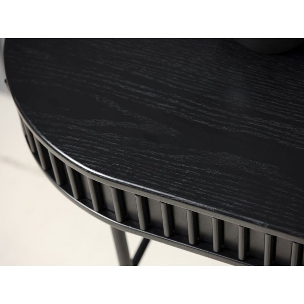 Bureau Sierra avec tiroir en chêne teinté noir Bureau Sierra avec tiroir en chêne teinté noir