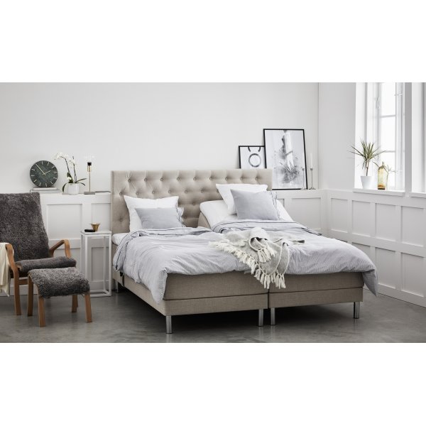 Comfort grå ställbar säng - Valfri bredd + Textilrengöring för möbler Comfort grå ställbar säng - Valfri bredd + Textilrengöring för möbler
