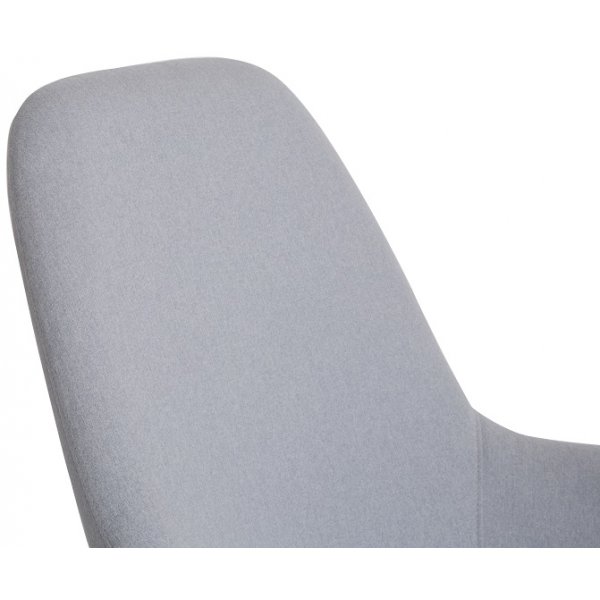 Milano grå tygfåtölj med svarta ben + Textilrengöring för möbler Milano grå tygfåtölj med svarta ben + Textilrengöring för möbler