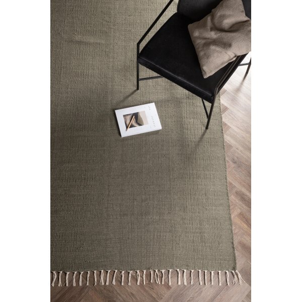 Patricia matta 170 x 240 cm - Olivgrön Patricia matta 170 x 240 cm - Olivgrön