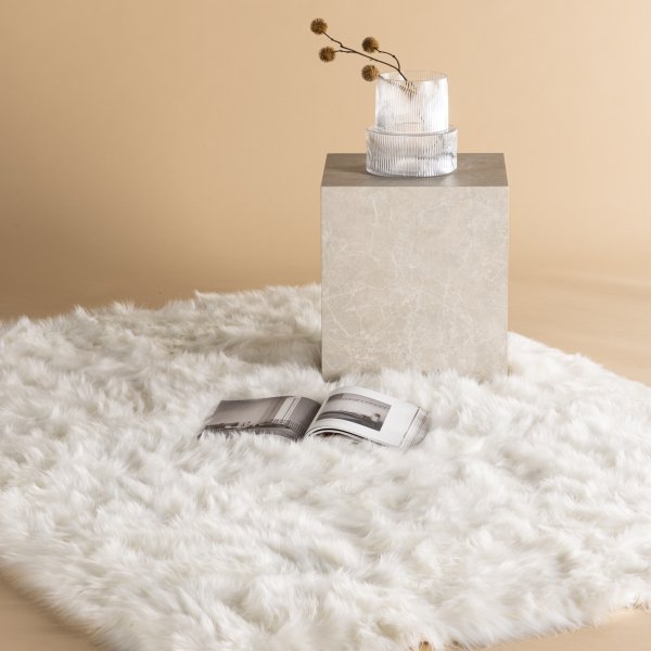 Katy fll 230 x 160 cm - Vit fuskpls