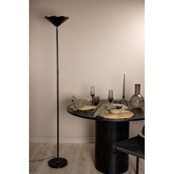 Elida golvlampa - Svart Elida golvlampa - Svart