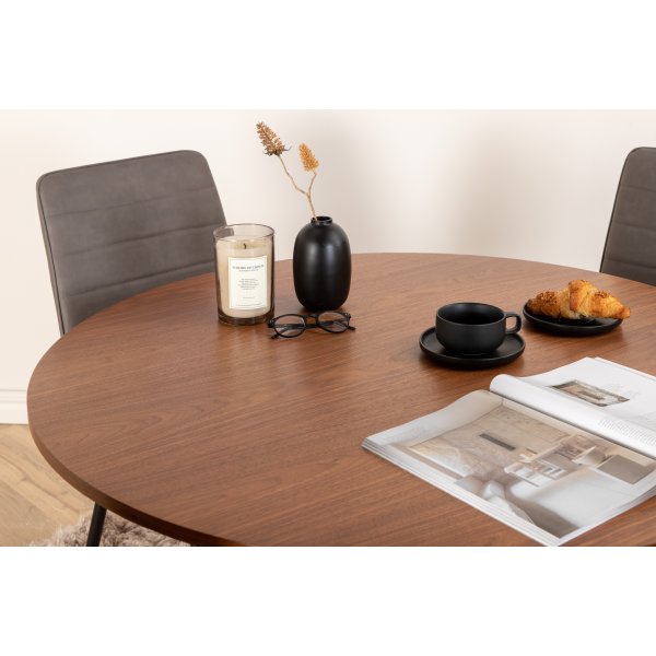 Bianca Matgrupp runt valnöt matbord med 4 st Windu Lyx grå stolar Bianca Matgrupp runt valnöt matbord med 4 st Windu Lyx grå stolar