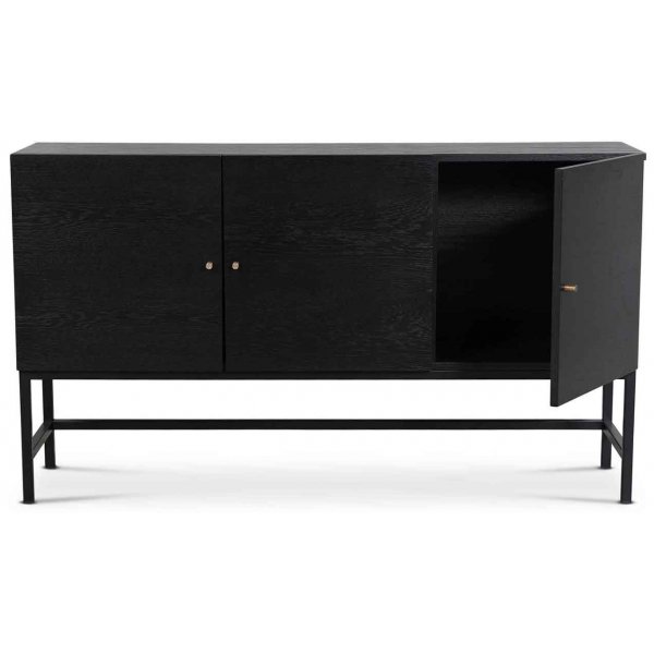 Carl sideboard med 3 dörrar - Svartbetsad ask Carl sideboard med 3 dörrar - Svartbetsad ask