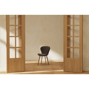 Matstol Lilja i brun linne