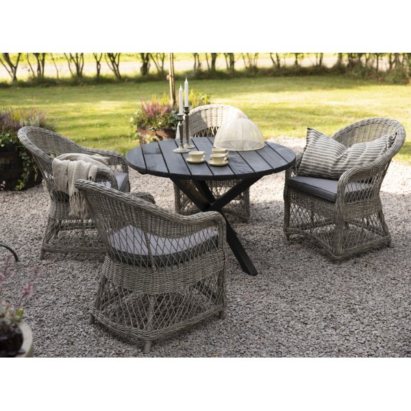 Utegrupp Marbella: Scottsdale runt svart matbord Ø112 cm inklusive 4 st Marbella karmstolar i grå konstrotting Utegrupp Marbella: Scottsdale runt svart matbord Ø112 cm inklusive 4 st Marbella karmstolar i grå konstrotting