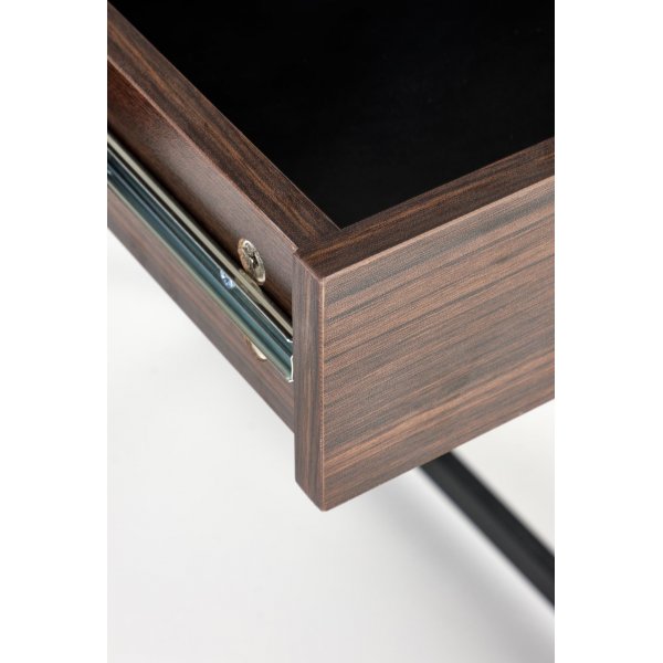 Skrivbord med ldor valnt 123 cm bred