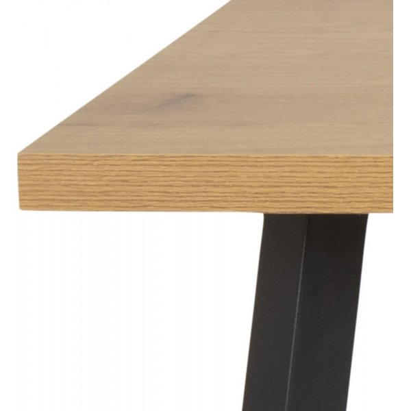 Mallow matbord 190 cm - Ek/svart Mallow matbord 190 cm - Ek/svart