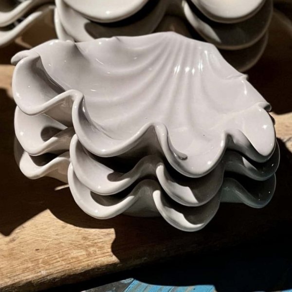 Schelp serveerschaal 24 cm - Beige