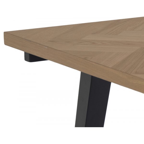 Skagen matbord med fiskbens mönster 200 x 90 cm - Ekfanèr + Möbeltassar Skagen matbord med fiskbens mönster 200 x 90 cm - Ekfanèr + Möbeltassar