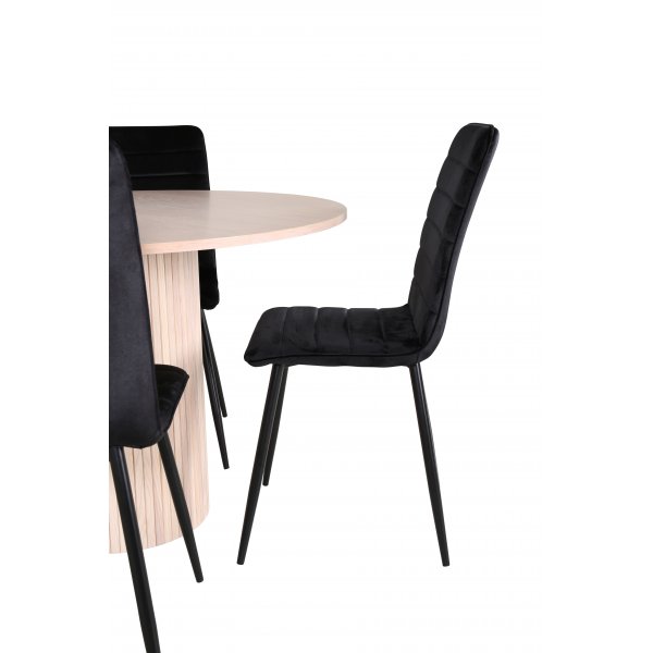 Bianca Matgrupp runt vitputsat matbord med 4 st Windu Lyx svart stolar