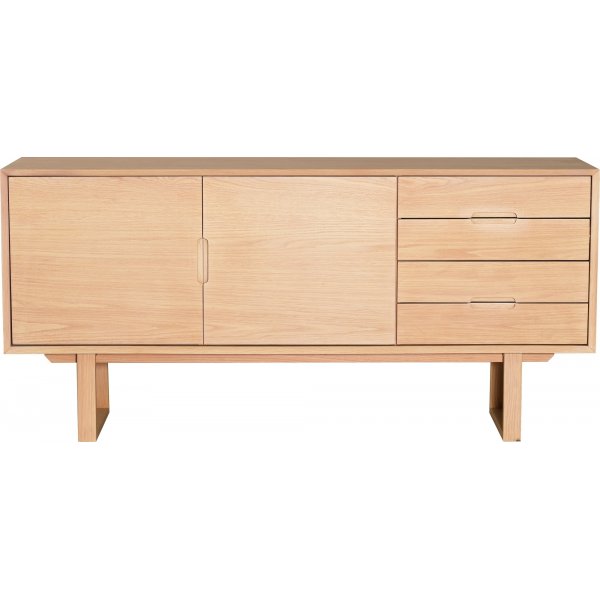 Tanum skänk - Vitpigmenterad lackad ekfanér Tanum skänk - Vitpigmenterad lackad ekfanér