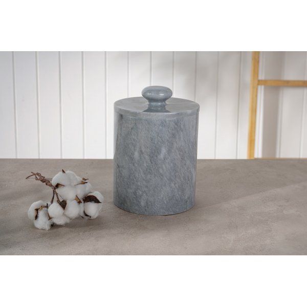 Burk i gr marmor frn Verona