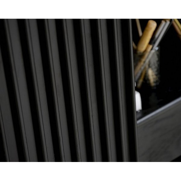 Meuble Sierra en chêne teinté noir avec portes à volets Meuble Sierra en chêne teinté noir avec portes à volets